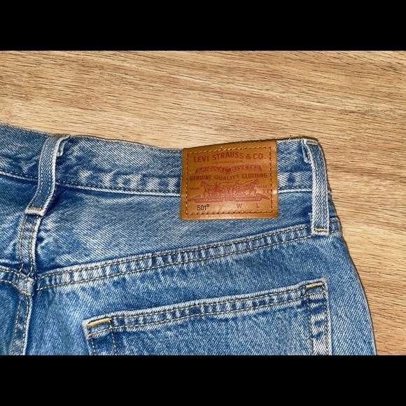 Levi’s 501 Straight Leg - Picture 7 of 10